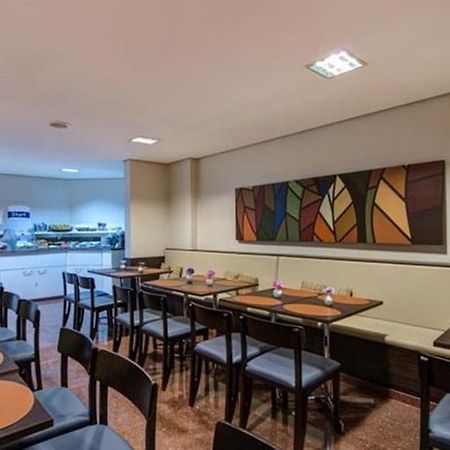 Holiday Inn Express Avenida Sumare Сан-Пауло Экстерьер фото