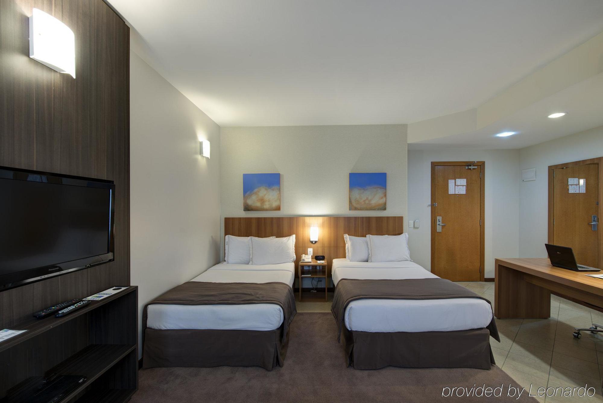 Holiday Inn Express Avenida Sumare Сан-Пауло Экстерьер фото