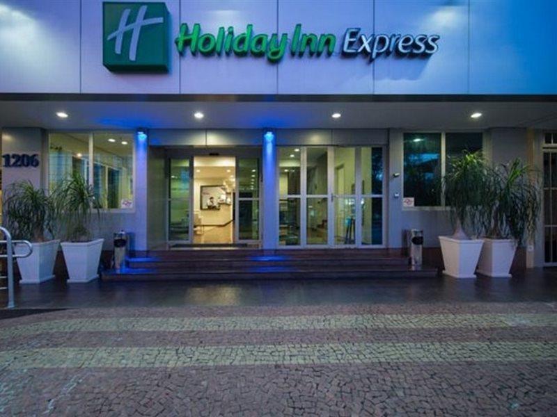 Holiday Inn Express Avenida Sumare Сан-Пауло Экстерьер фото