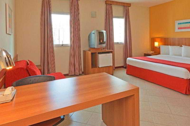 Holiday Inn Express Avenida Sumare Сан-Пауло Номер фото